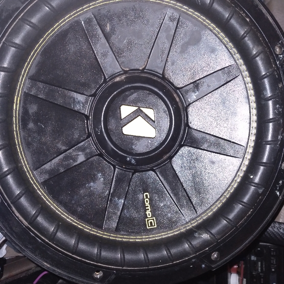 Kicker compc - Picture 2 of 2